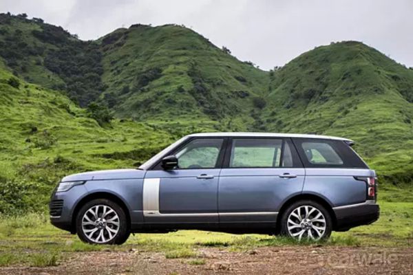 Rent Range rover vouge in Delhi