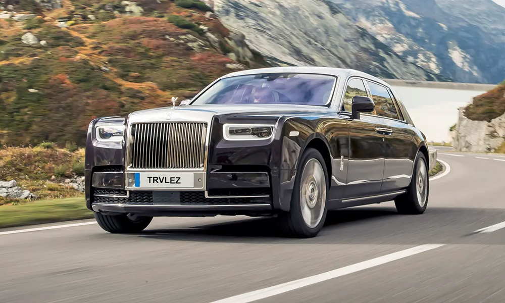 Rent rolls royce  phantomt in Delhi