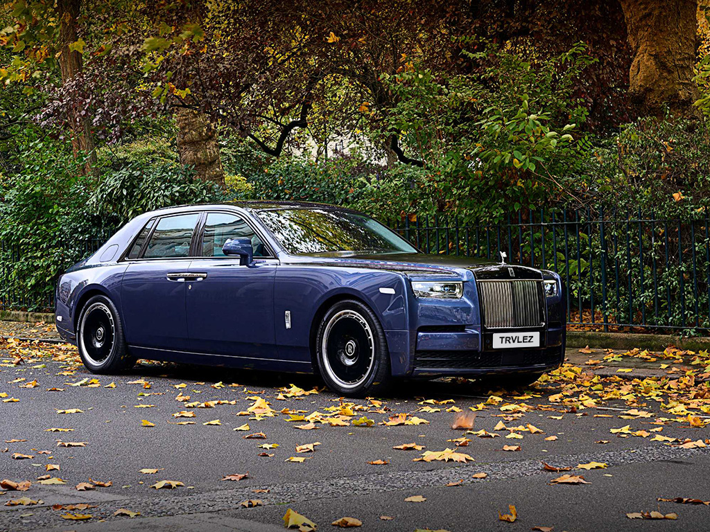 Rent Rolls Royce Phantom car in Delhi at Affordable Price